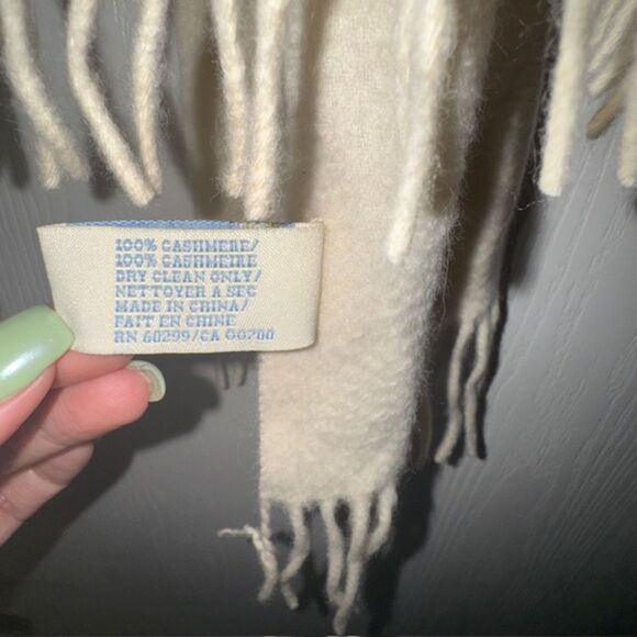 Portolano Cashmere Fringe Scarf - Picture 3 of 5